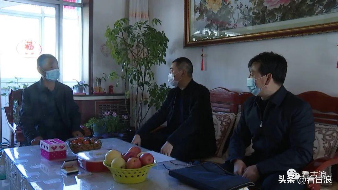 疫情醫(yī)護(hù)人員與小巷神秘寶藏，特色小店的隱藏魅力