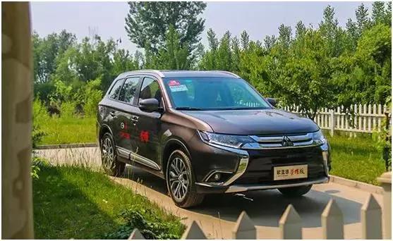 歐德蘭車最新報價，啟程溫馨旅程的絕佳選擇