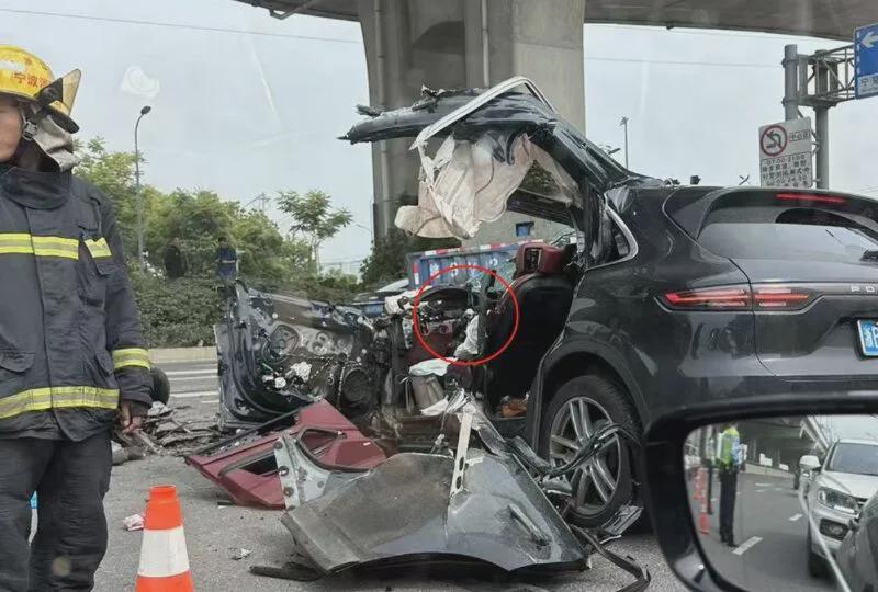 撞車事故最新報道，現(xiàn)場直擊與深度解析