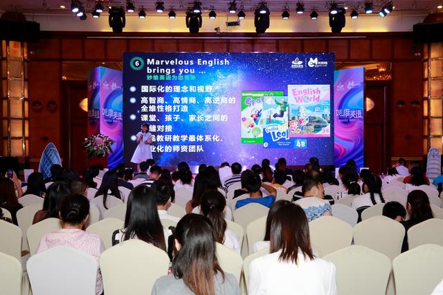 妙丹新品發(fā)布，探尋小巷中的獨特風(fēng)味美食！