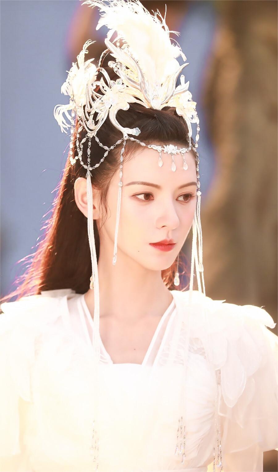 張予曦最新圖片大全，展現(xiàn)科技與生活交織之美