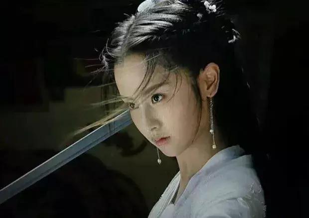 最新版小龍女,最新版小龍女，背景、重要事件與地位