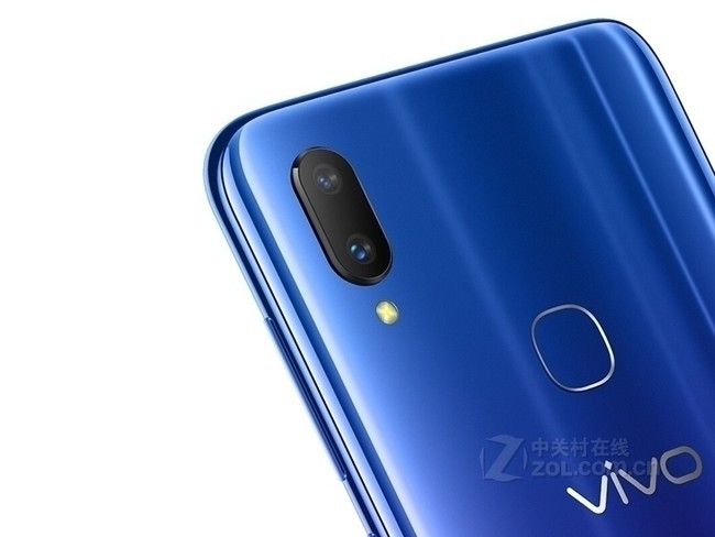 Vivoy最新款手機(jī)，小巷深處的驚喜寶藏