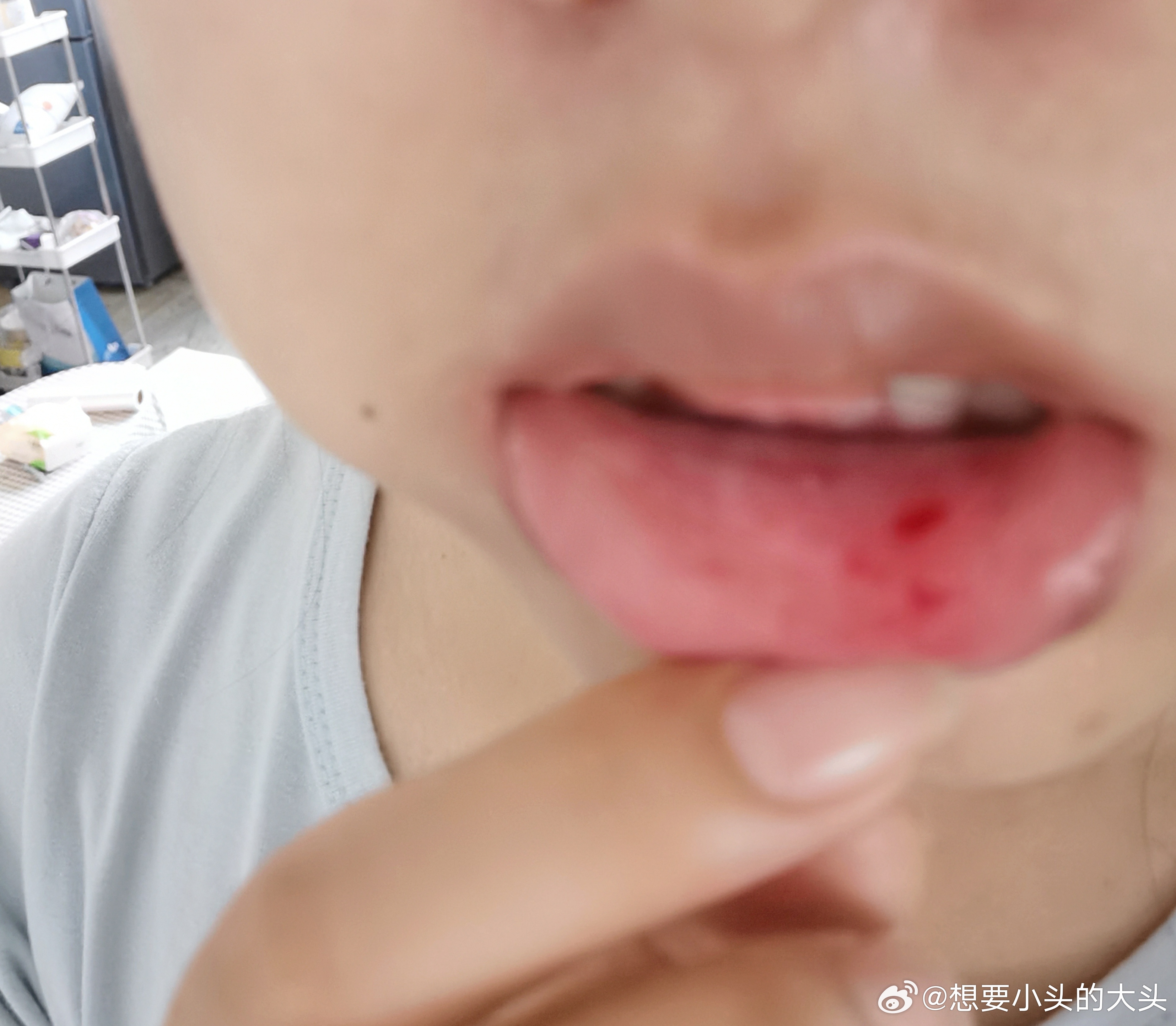最新口咬，溫馨的咬咬樂日常故事