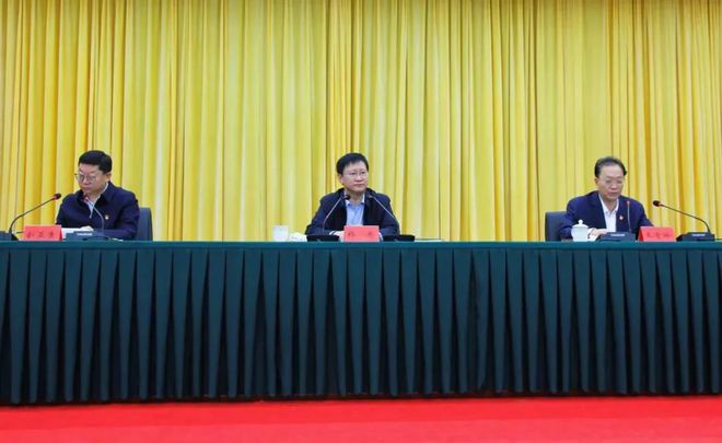 新疆兵團(tuán)黨委最新人事任免消息發(fā)布