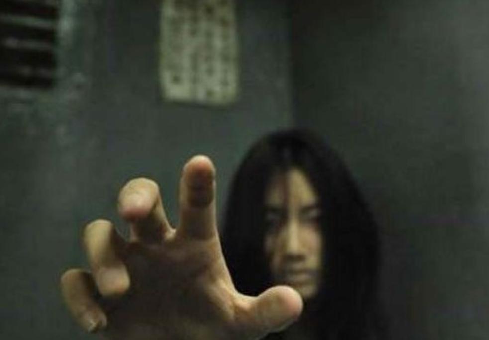 最新電梯事件,最新電梯事件，時代陰影下的驚魂之旅
